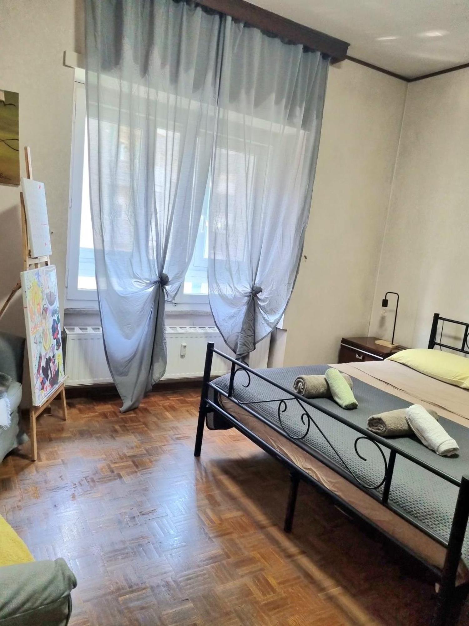 Apartamento Ultimo Piano Con Parcheggio Trieste Exterior foto